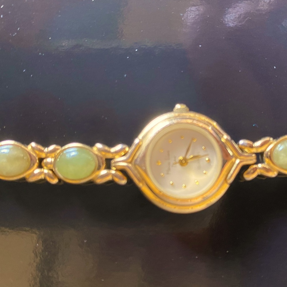 Woman’s Vintage main line time watch